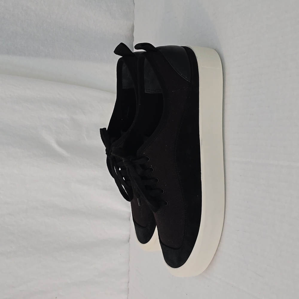 Vince GRADY  LOW TOP  black and white sneakers sz US 8 EI 38 - Picture 4 of 11